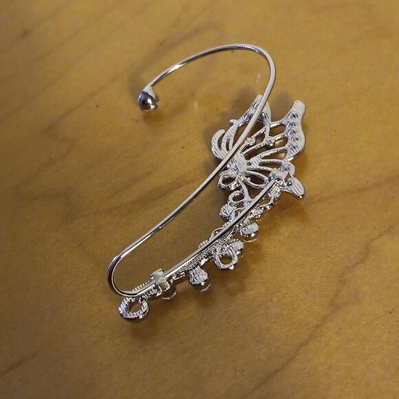 Butterfly Silvertone & Rhinestones Ear Cuff - Picture 3 of 4